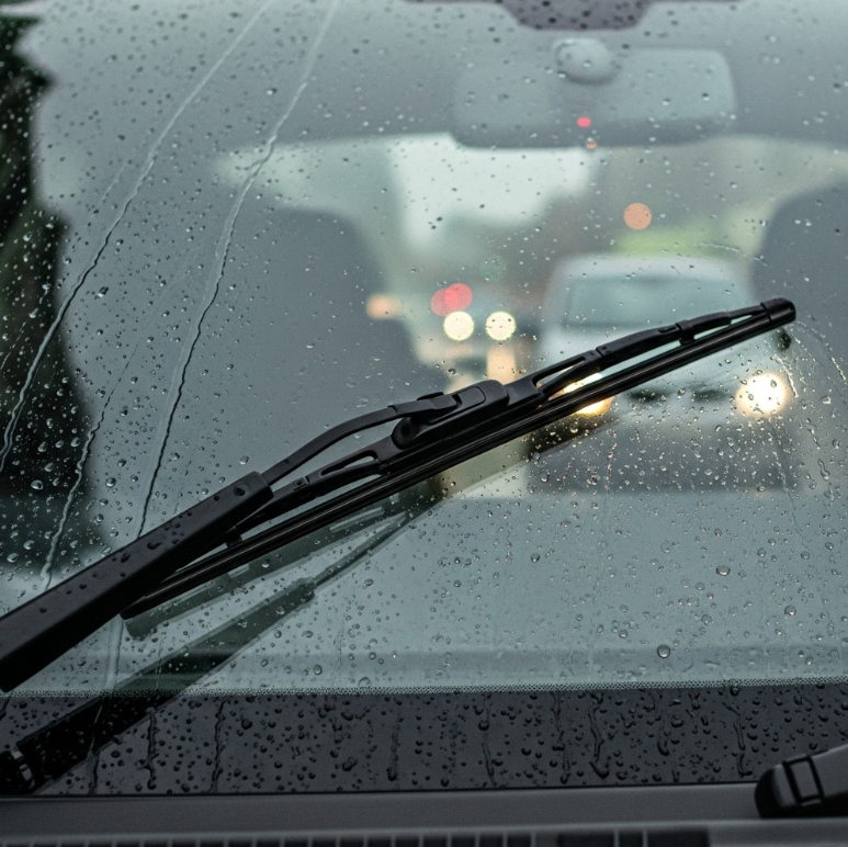 와이퍼 삐그덕 소리 100원 실리콘 스프레이로 영구 해결