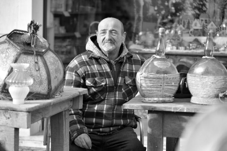 Free stock photo of antiques market